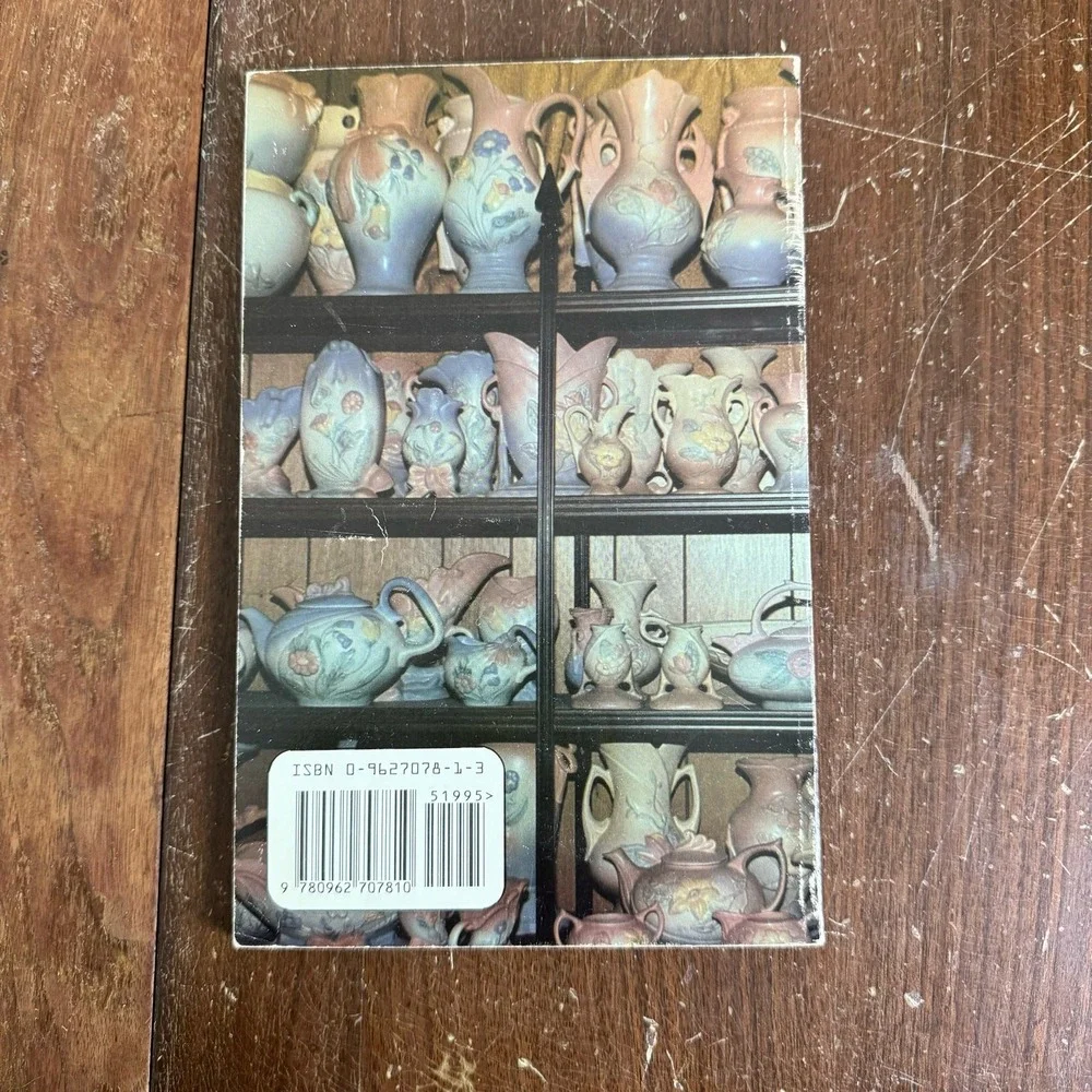 Hull The Heavenly‎ Pottery 2nd Edition 1992 Joan Gray Hull Identification Book